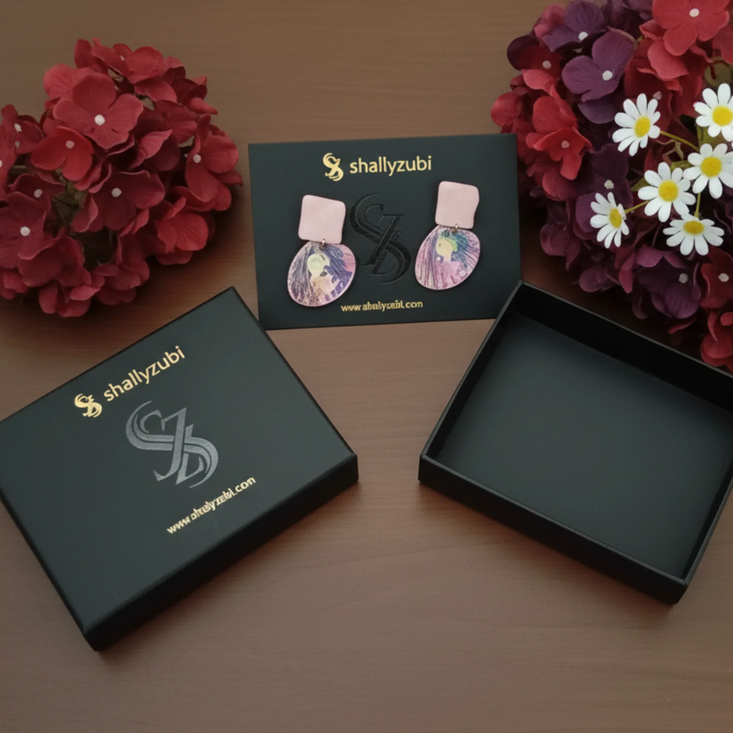 Earing box By shallyzubi