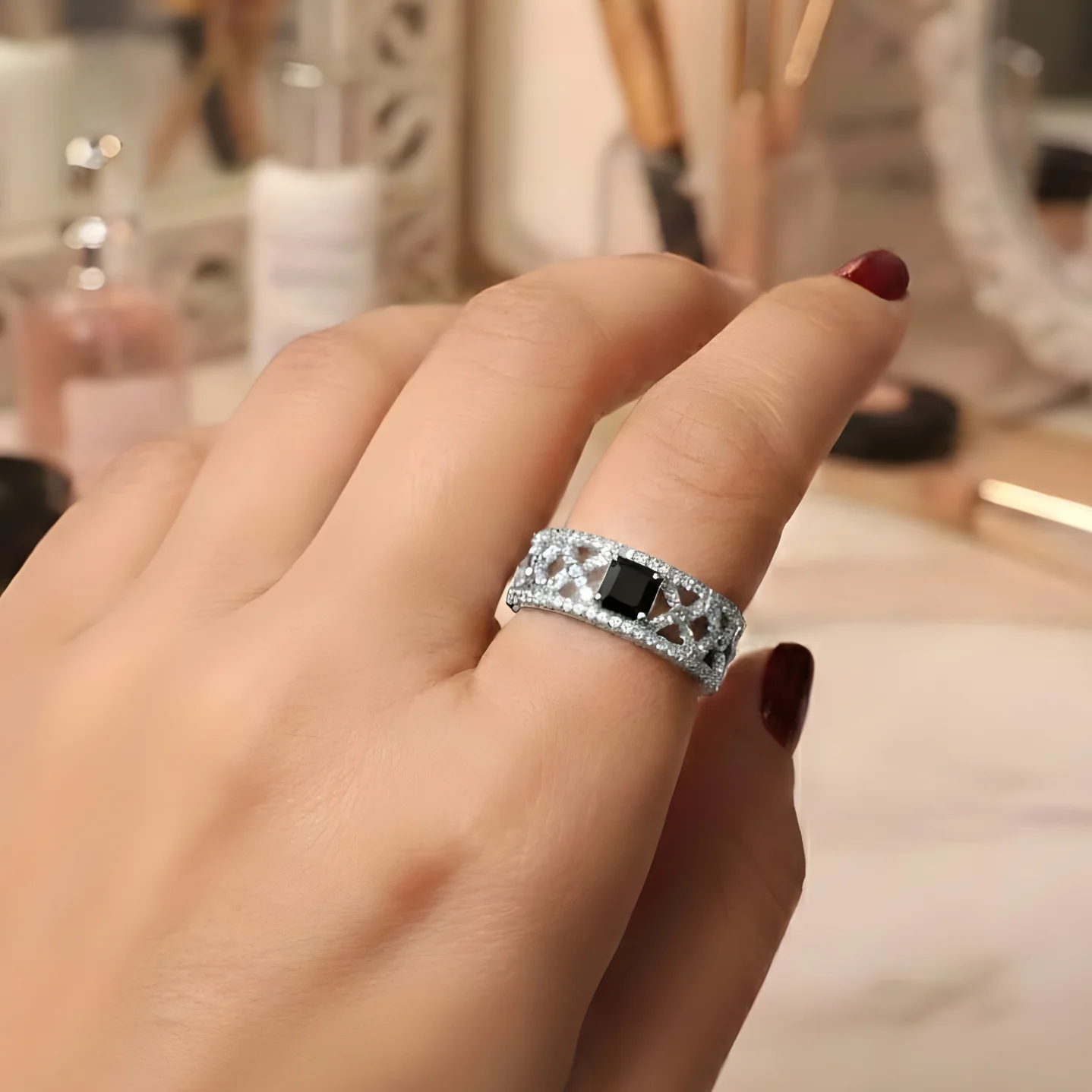 Black stone Silver color anti-tarnish Ring | Adjustable size