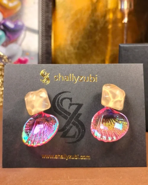 pink and yellow golden color stud