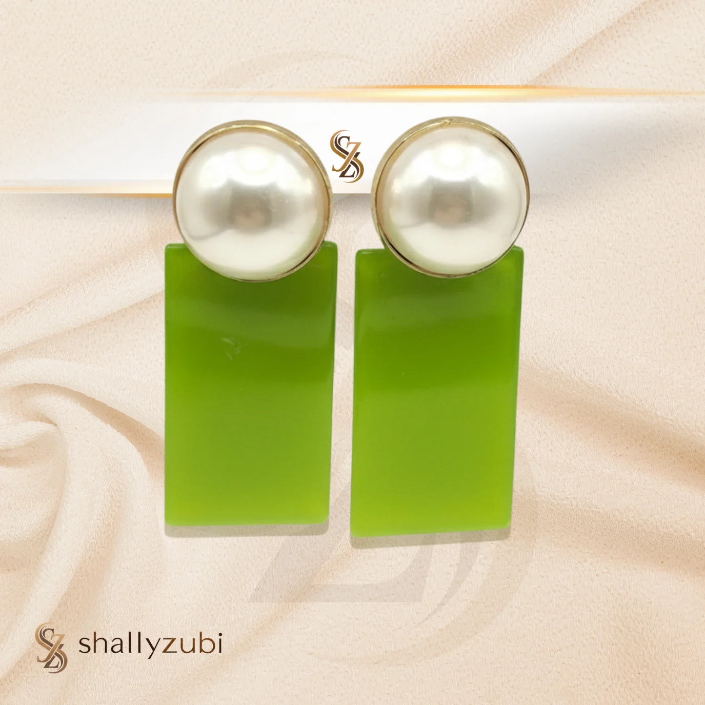 Green | light-green Earrings with pearl stud & drop earrings