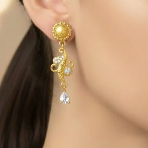 Gold-plated drop earrings Design 4