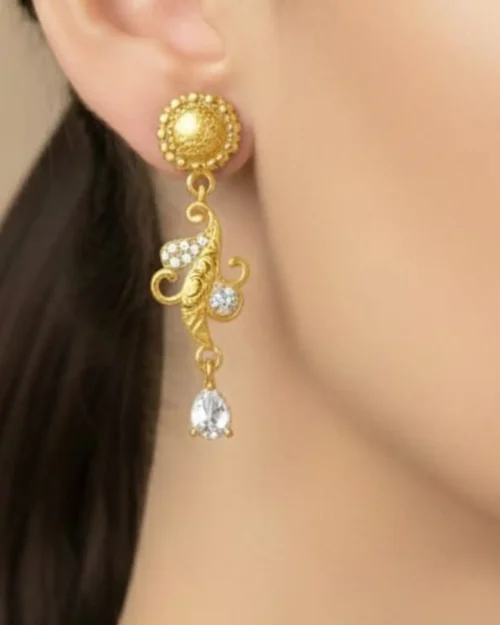 Gold-plated drop earrings Design 4