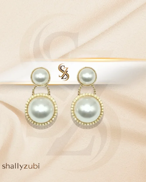 off-white pearls gold plated earring studs / tops