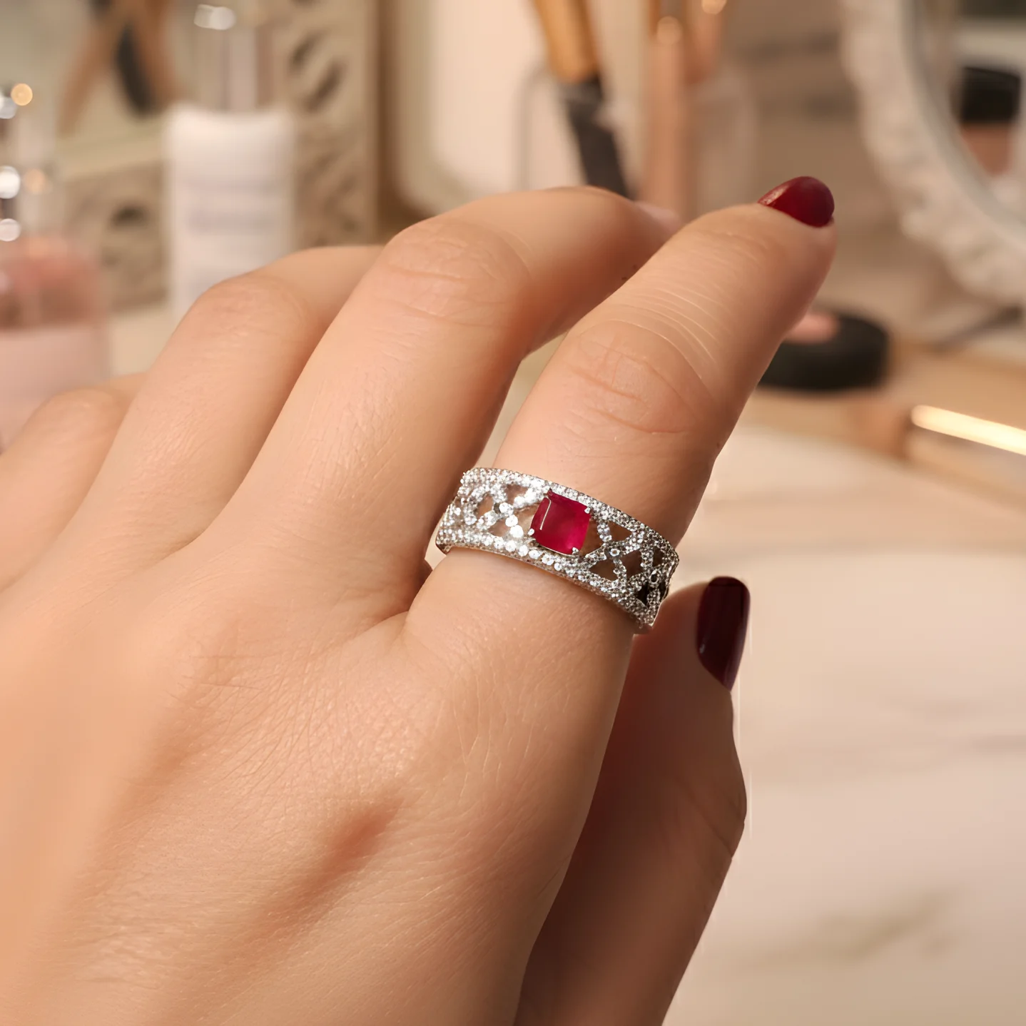 Red stone Silver color anti-tarnish Ring | Adjustable size