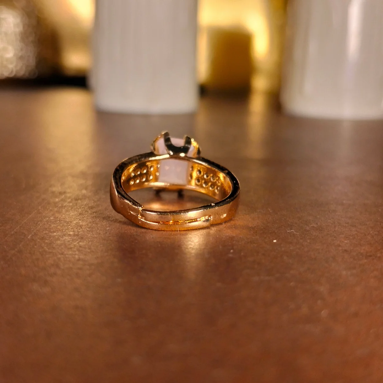 Pink rectangular stone golden ring - Image 3