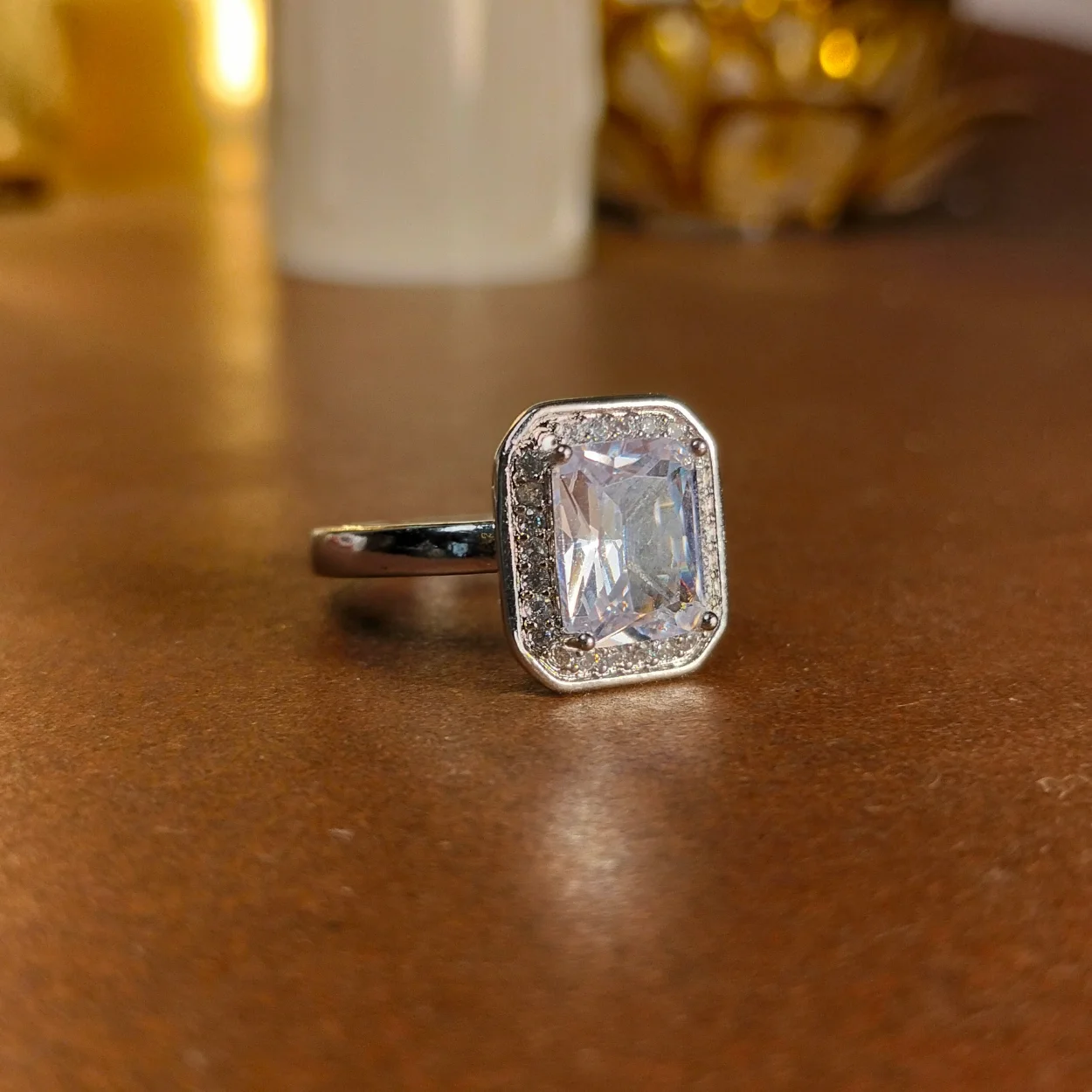 Emerald-cut ruby halo white ring - Image 2