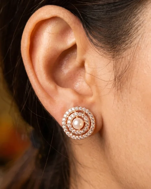 white golden pandents circular stud earrings