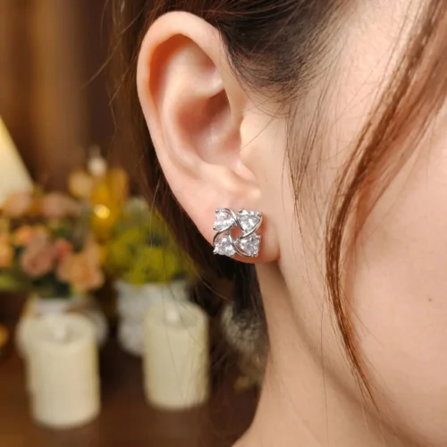 White shamrock Ear stud earrings
