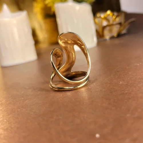 Riding the Waves, gold plated adjustable ring | With Ring-box