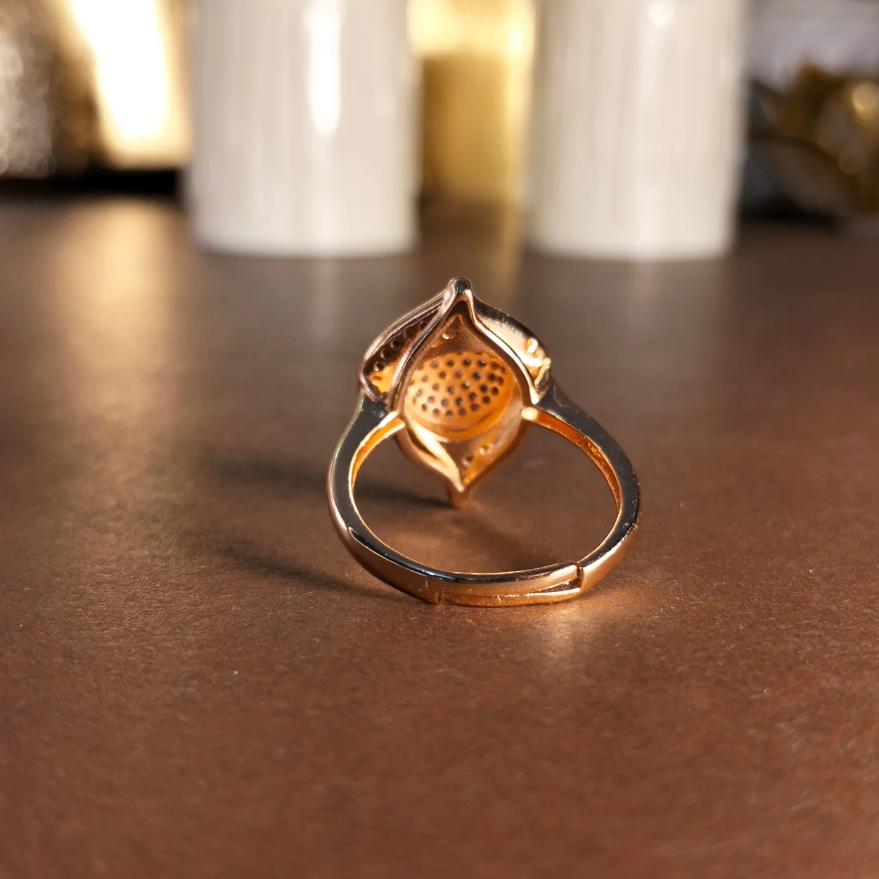 Sculptural wave with a Black center stone ring - Image 3